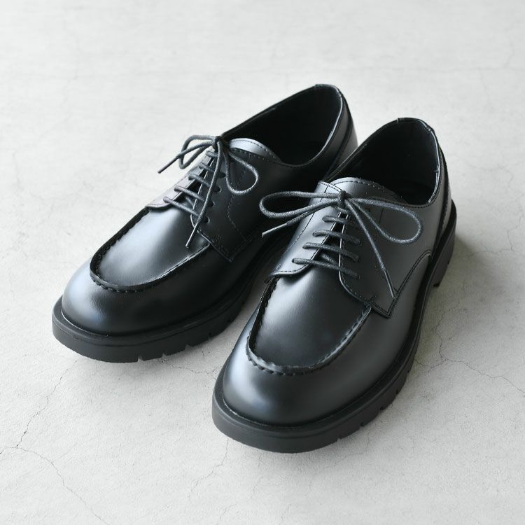 黒の革靴